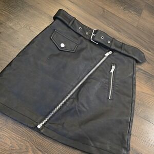 Forever 21 Black Faux Leather Mini Skirt S Belt Buckle Edgy Y2K Grunge